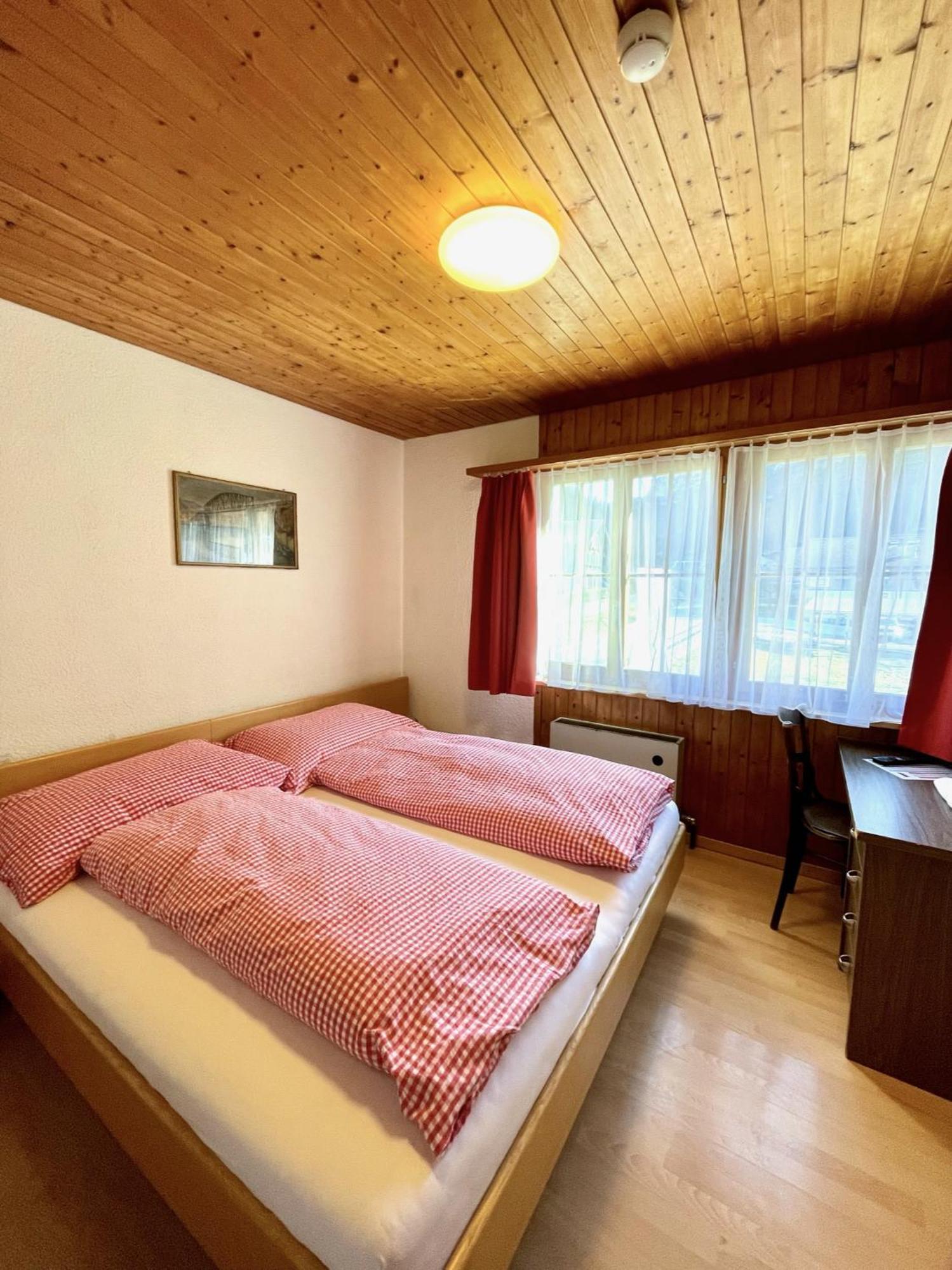 Hotel Tourist Майринген Екстериор снимка