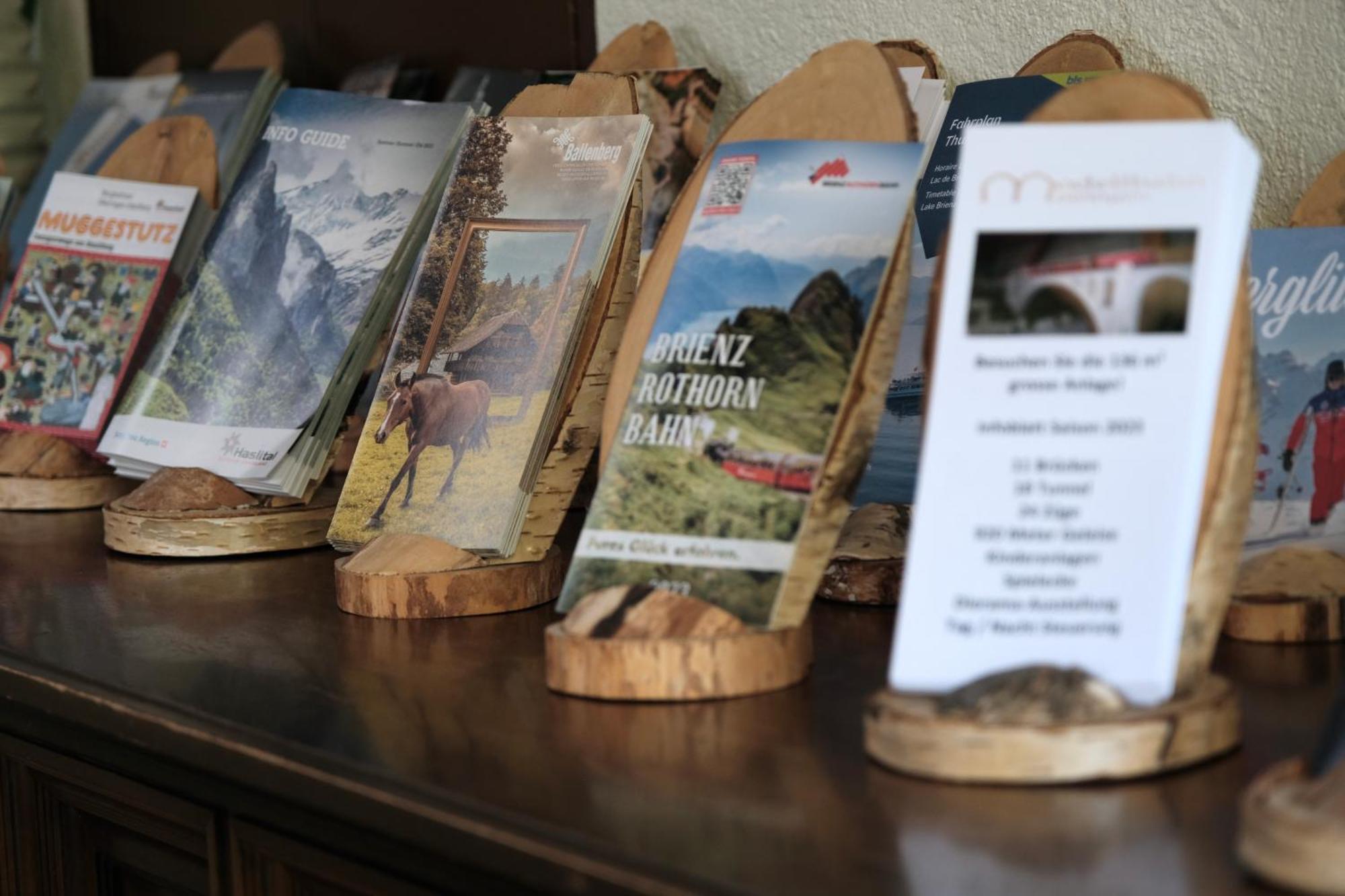 Hotel Tourist Майринген Екстериор снимка